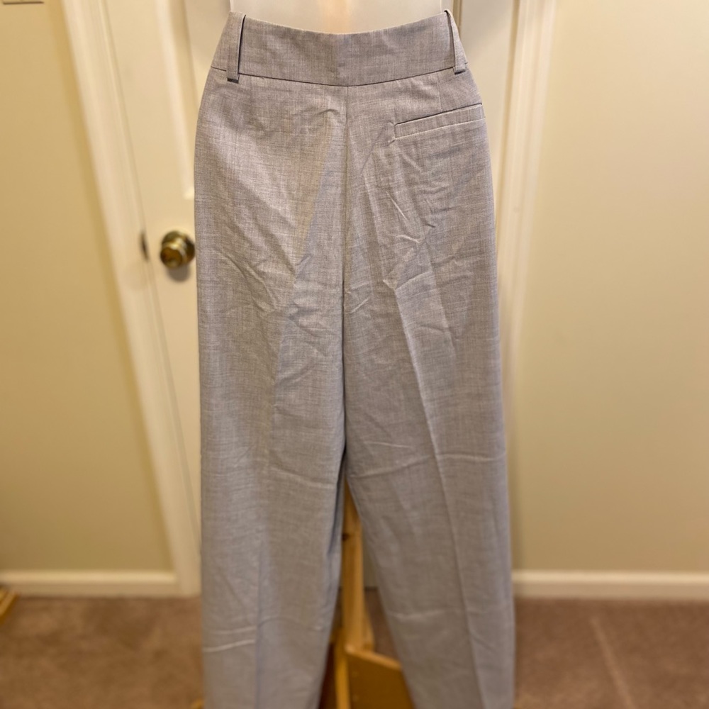 NWT Jaclyn Smith - Light gray trousers, 1 pockets back, Size: 10 - Picture 2 of 7